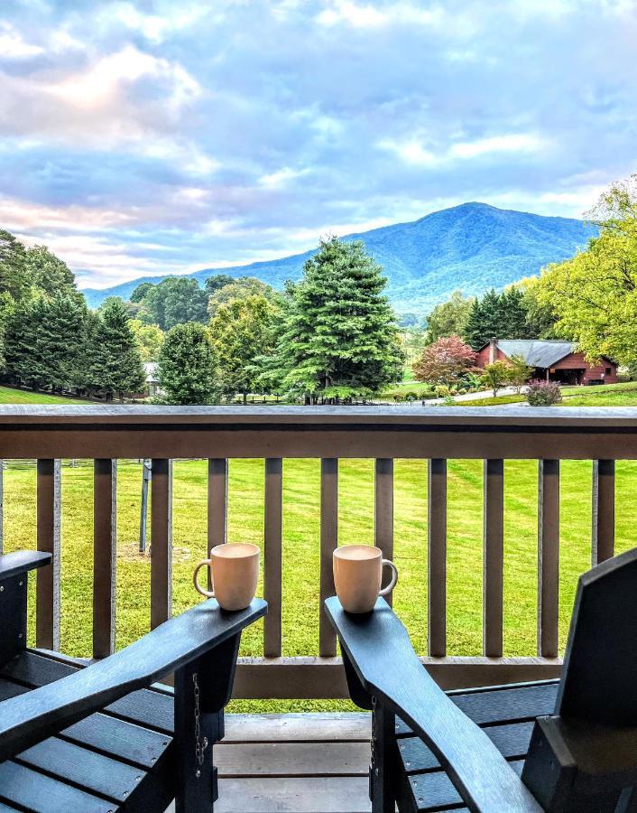 Ole Smoky Bnb - Game Room, Hot Tub, Mtn Views! Pigeon Forge Luaran gambar