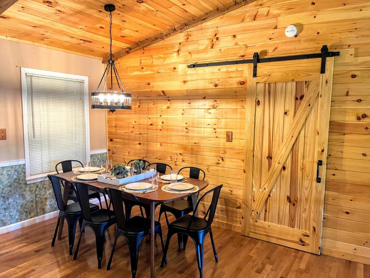 Ole Smoky Bnb - Game Room, Hot Tub, Mtn Views! Pigeon Forge Luaran gambar