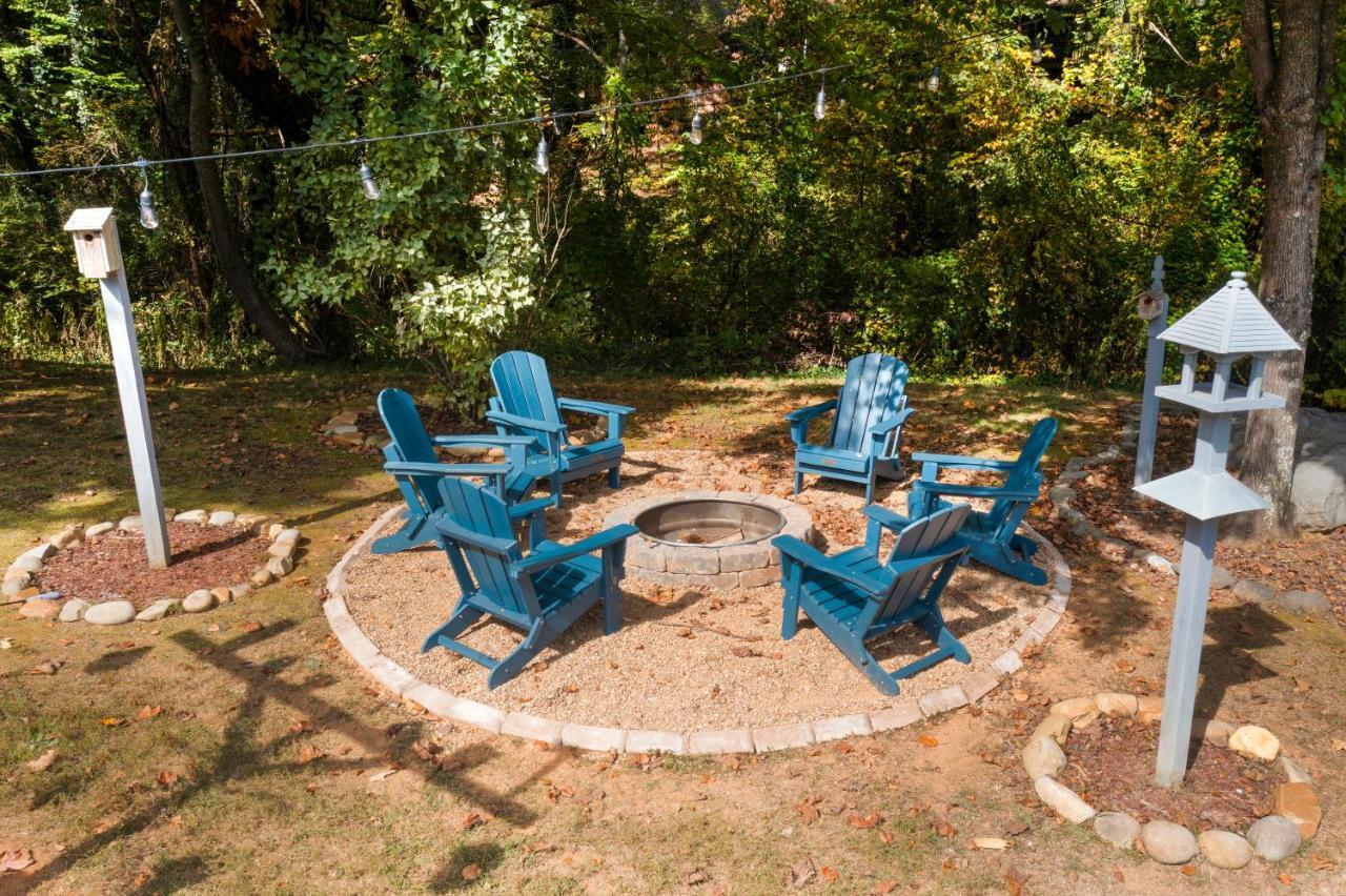 Ole Smoky Bnb - Game Room, Hot Tub, Mtn Views! Pigeon Forge Luaran gambar